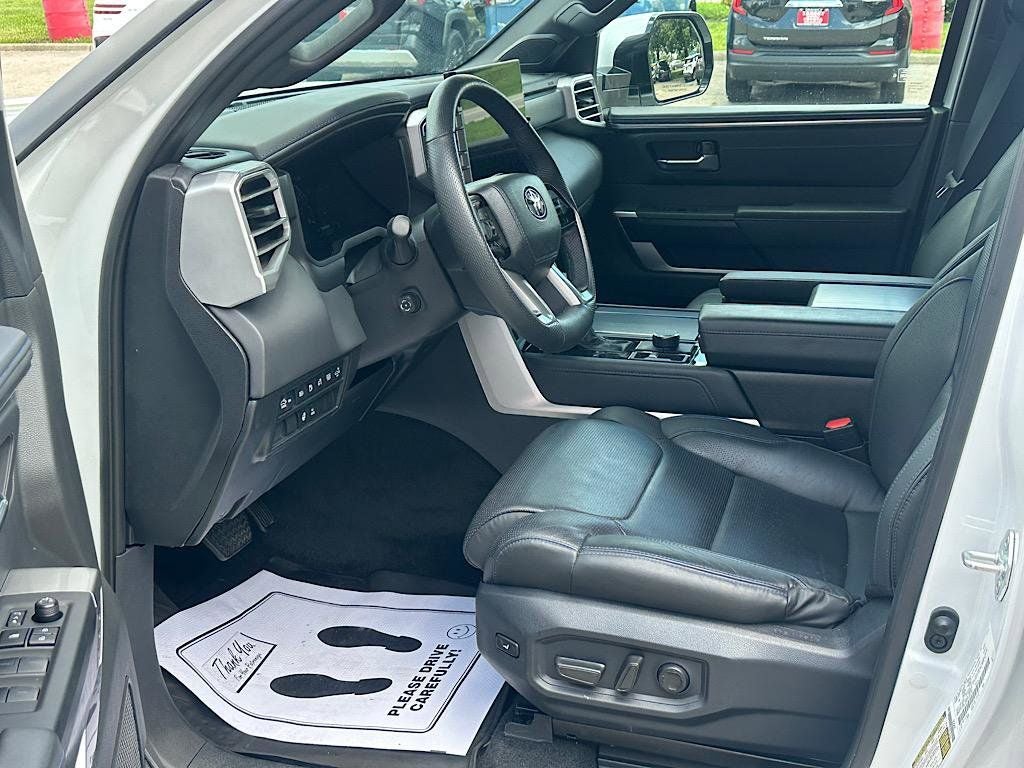 2025 Toyota Tundra Hybrid Platinum