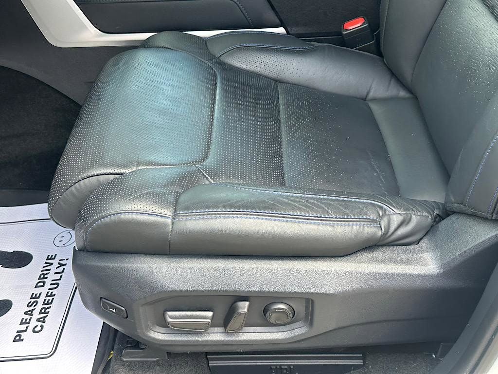 2025 Toyota Tundra Hybrid Platinum