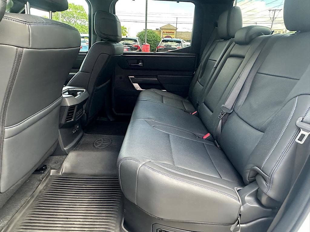 2025 Toyota Tundra Hybrid Platinum