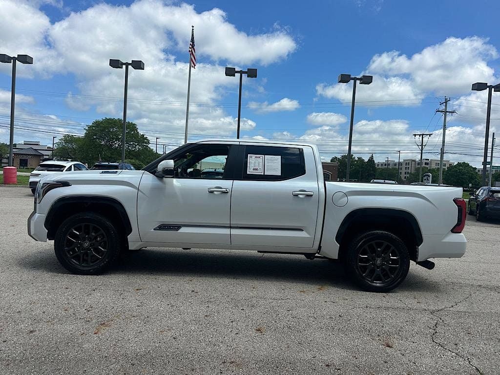 2025 Toyota Tundra Hybrid Platinum