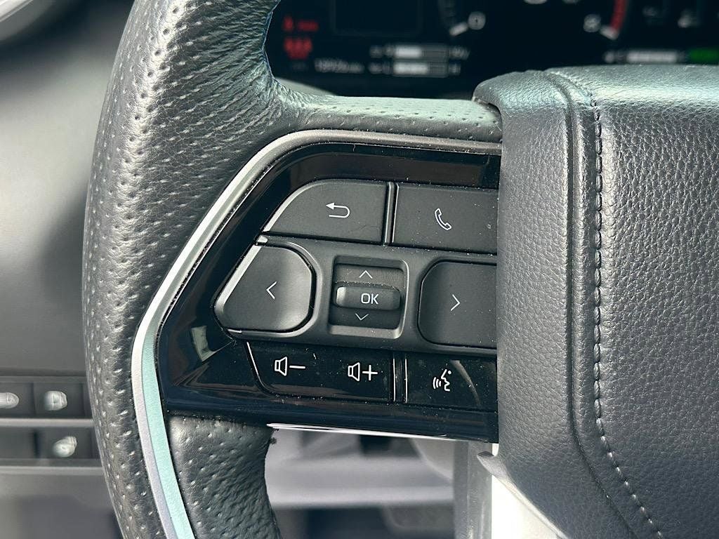 2025 Toyota Tundra Hybrid Platinum