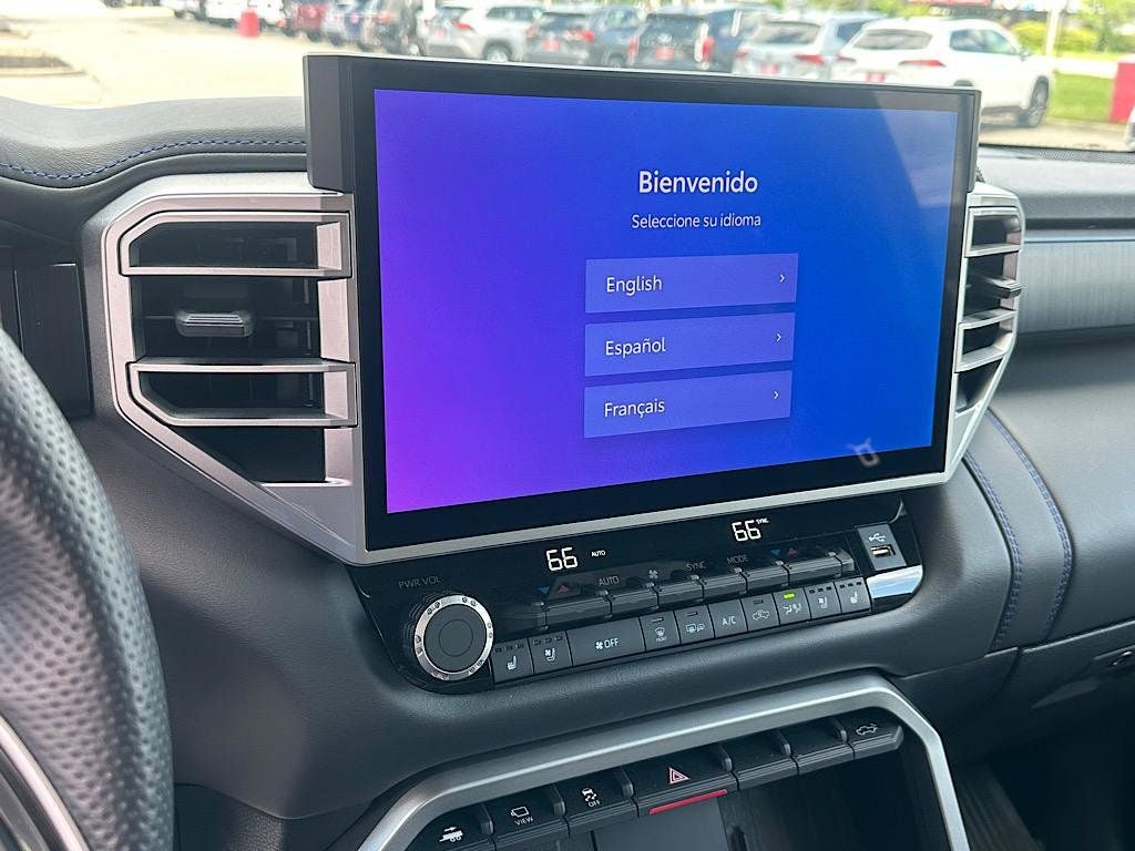 2025 Toyota Tundra Hybrid Platinum