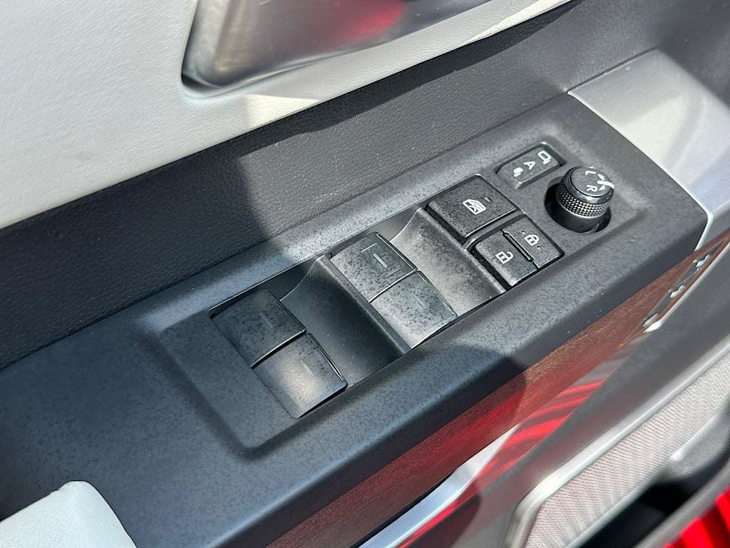 2023 Toyota Tundra Hybrid Capstone