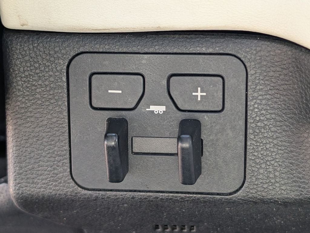 2023 Toyota Tundra Hybrid Capstone