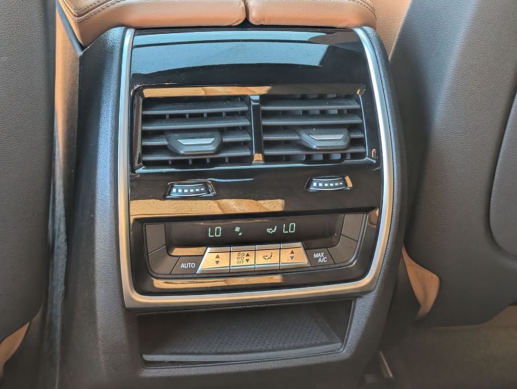 2021 BMW X6 xDrive40i