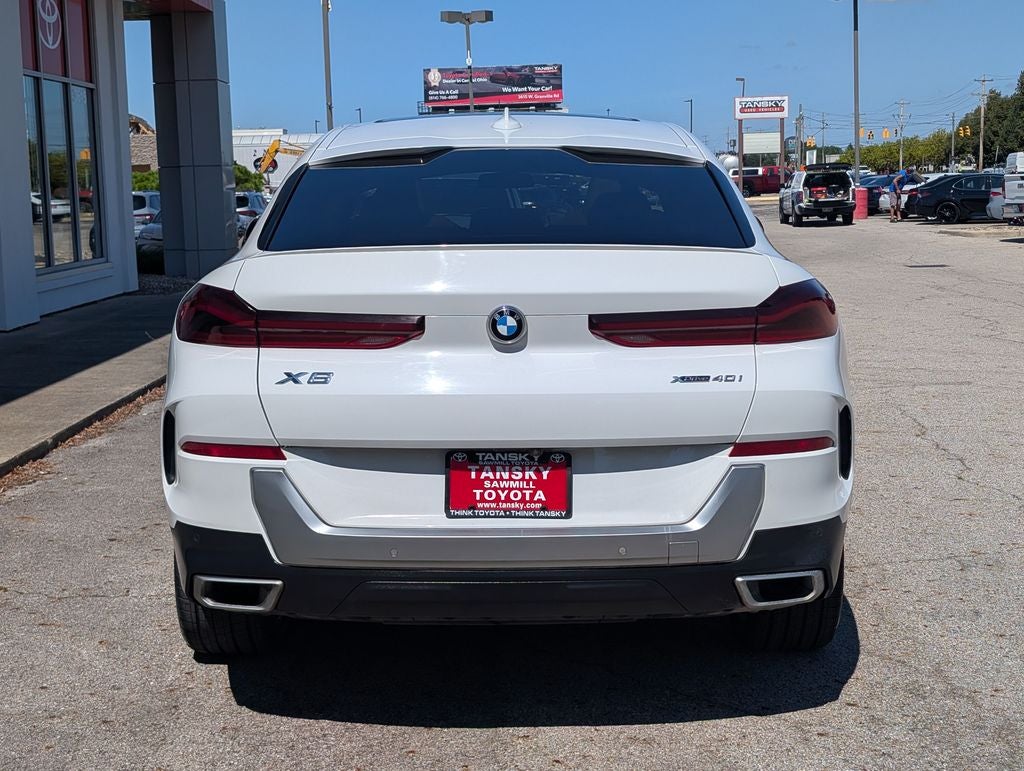 2021 BMW X6 xDrive40i