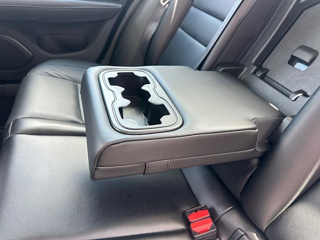2024 Volvo S60 B5 Core Dark Theme