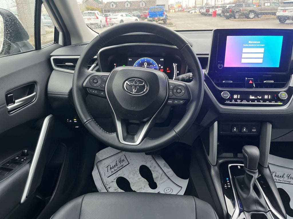 2025 Toyota Corolla Cross XLE