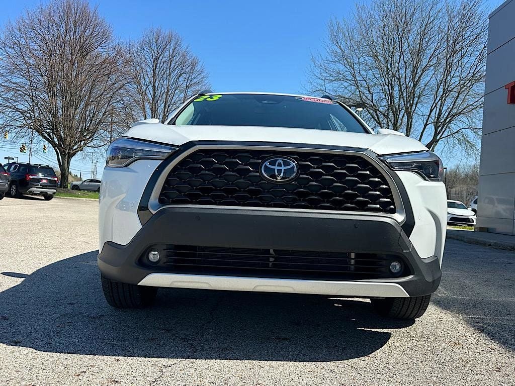 2023 Toyota Corolla Cross XLE
