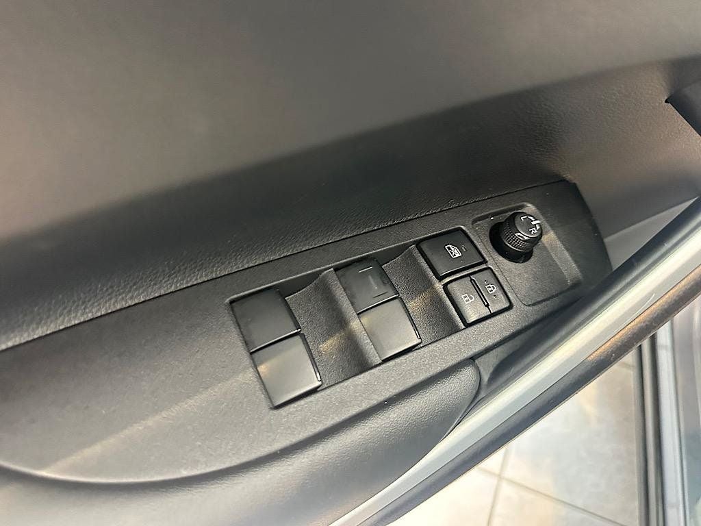 2024 Toyota Corolla Cross Hybrid SE