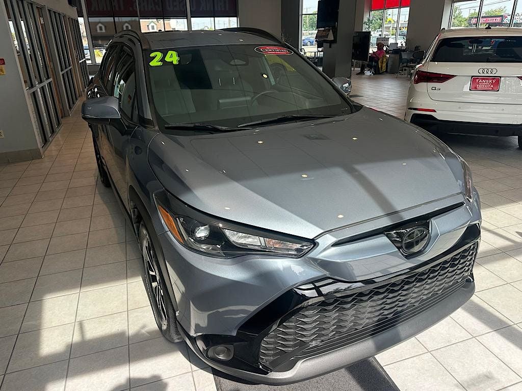 2024 Toyota Corolla Cross Hybrid SE