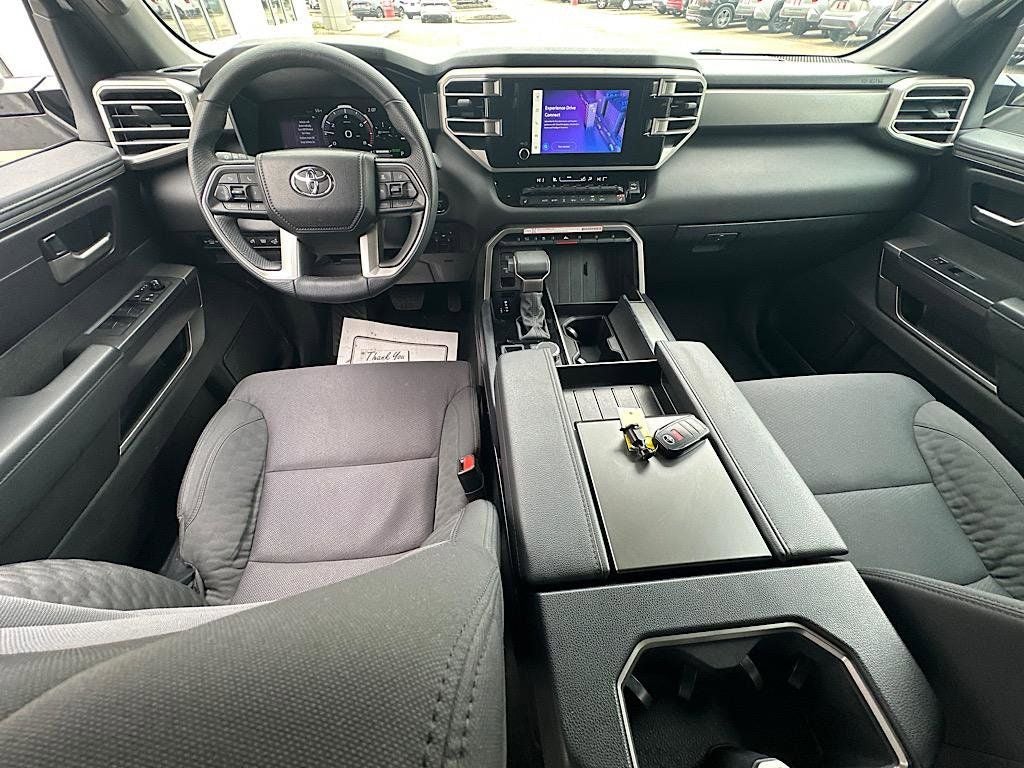 2025 Toyota Sequoia SR5