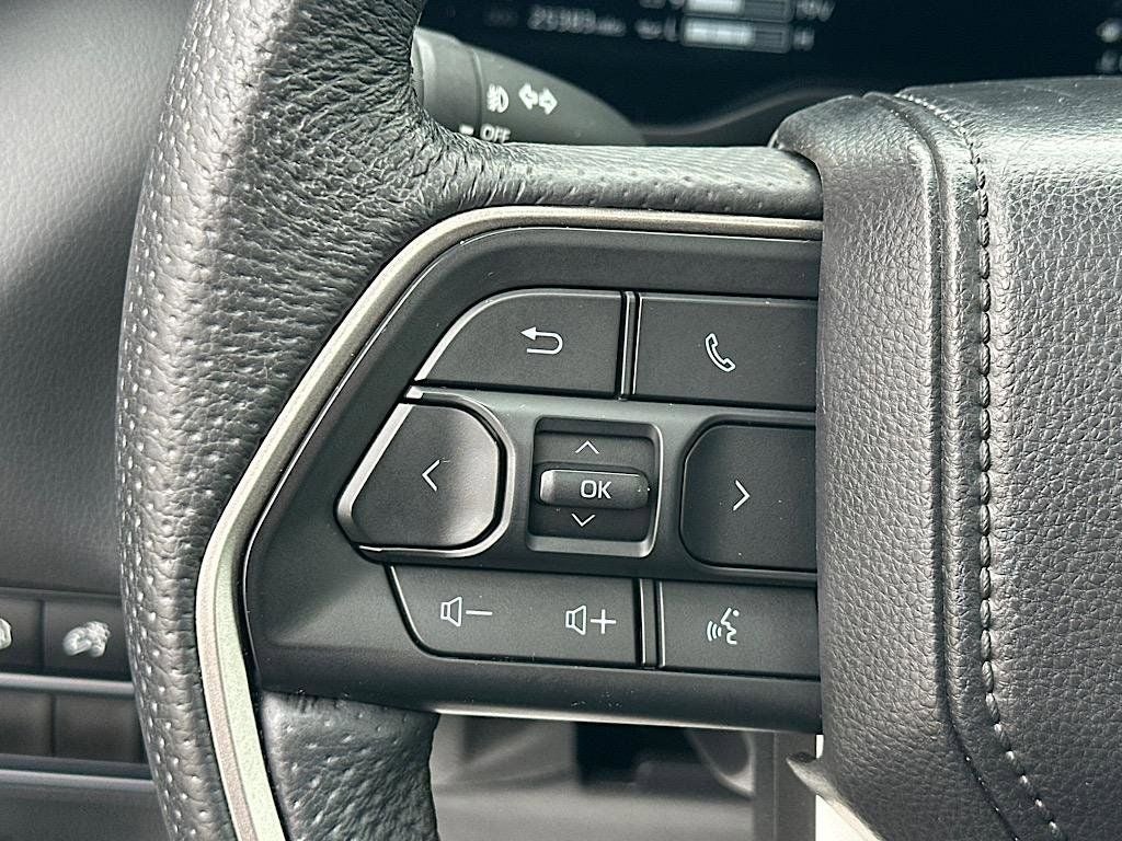 2025 Toyota Sequoia SR5