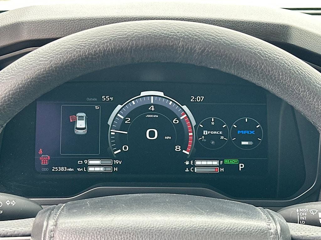 2025 Toyota Sequoia SR5