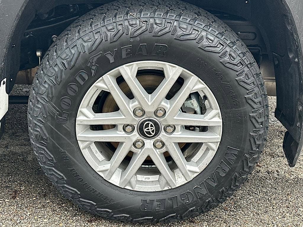 2025 Toyota Sequoia SR5