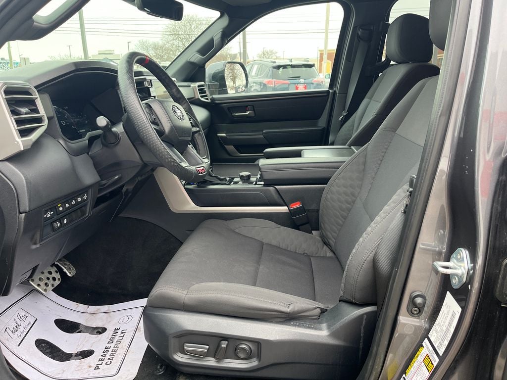 2025 Toyota Sequoia SR5