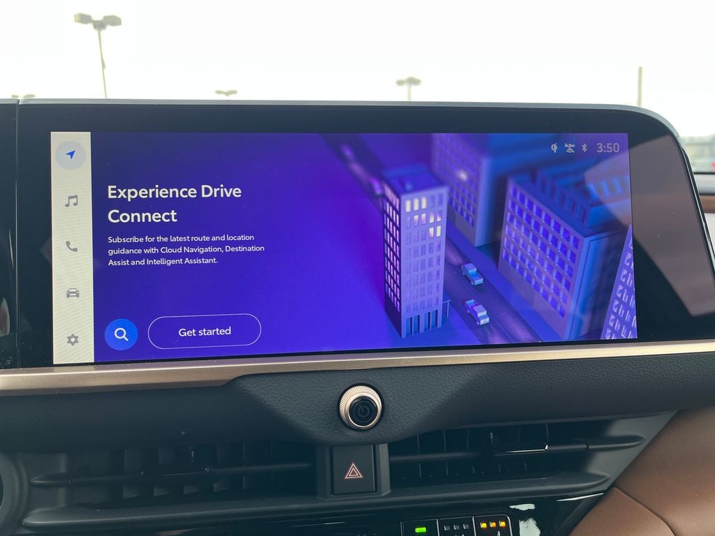 2025 Toyota Crown Signia XLE