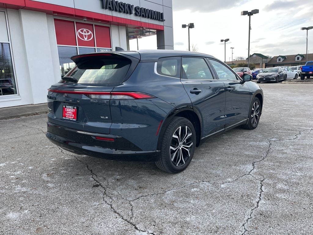 2025 Toyota Crown Signia XLE