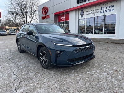 2025 Toyota Crown Signia XLE