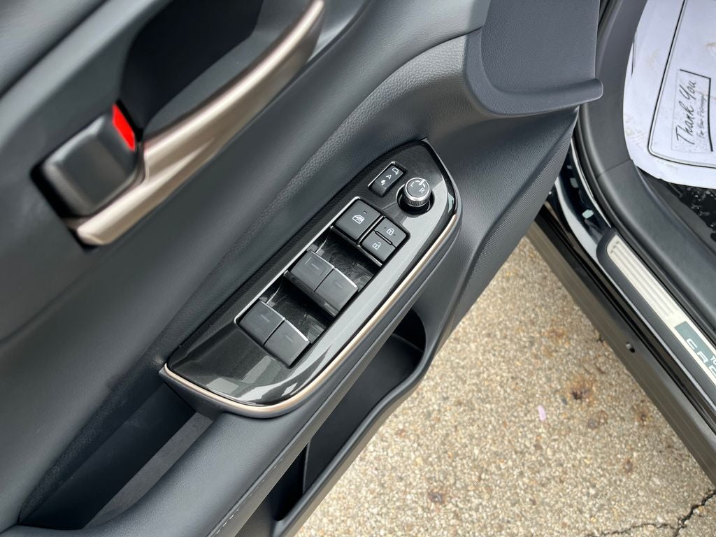 2025 Toyota Crown Signia Limited