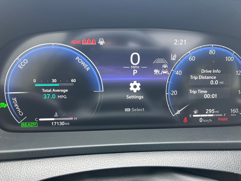 2025 Toyota Crown Signia Limited