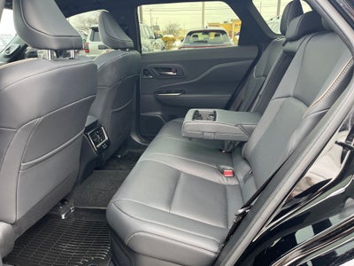 2025 Toyota Crown Signia Limited