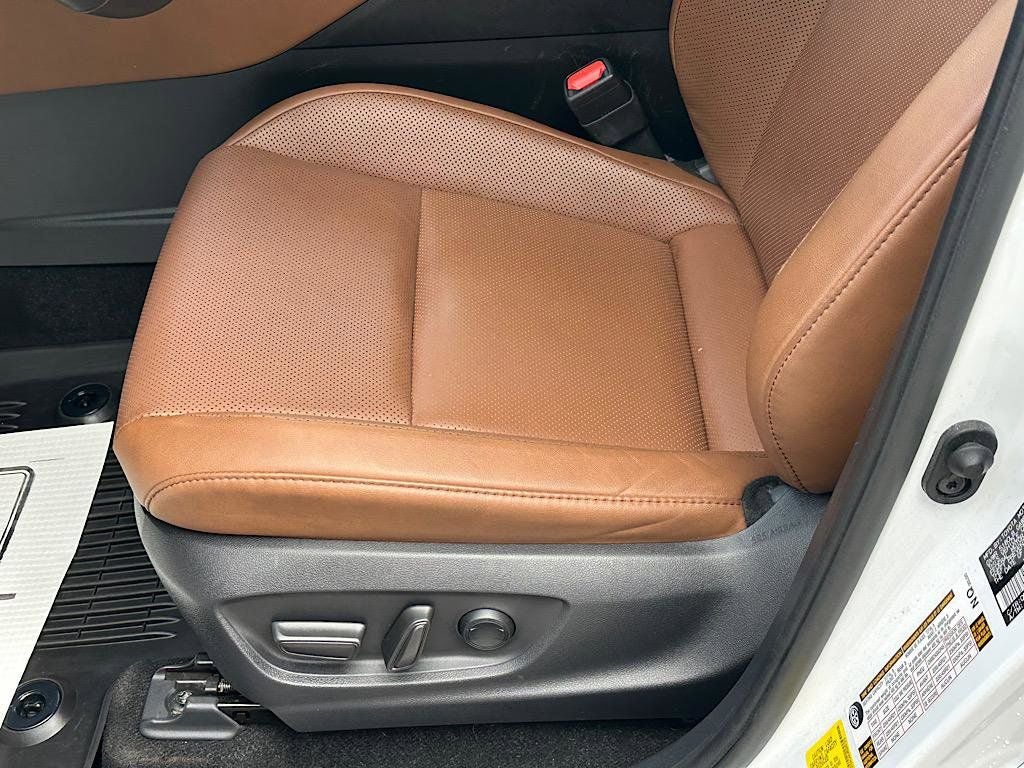 2025 Toyota Crown Signia Limited