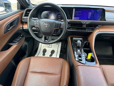 2025 Toyota Crown Signia Limited