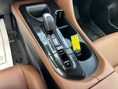 2025 Toyota Crown Signia Limited