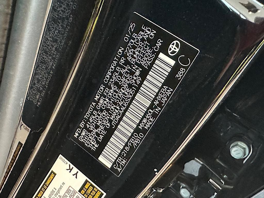 2025 Toyota Prius LE