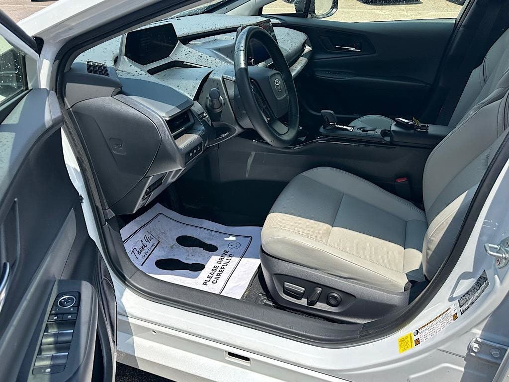 2024 Toyota Prius XLE