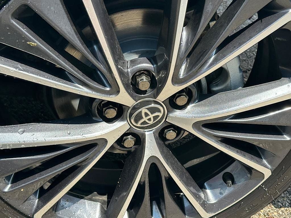 2024 Toyota Prius XLE