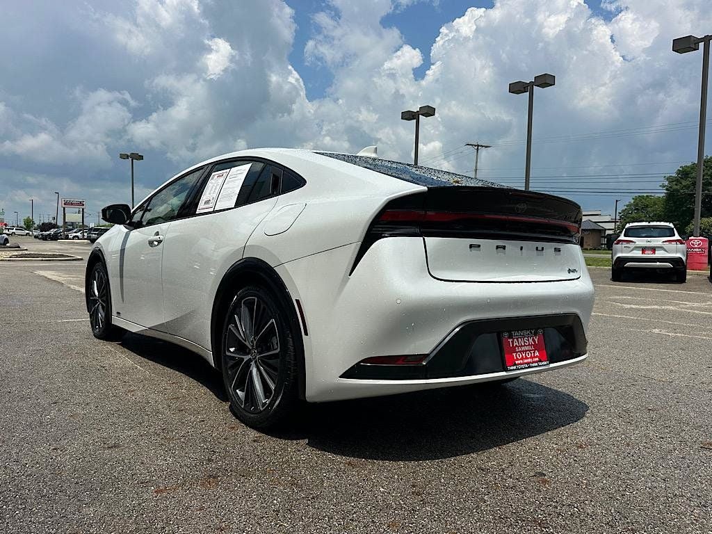 2024 Toyota Prius XLE