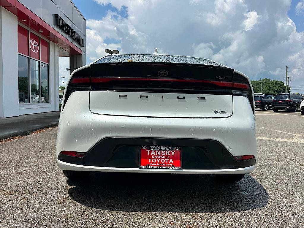 2024 Toyota Prius XLE