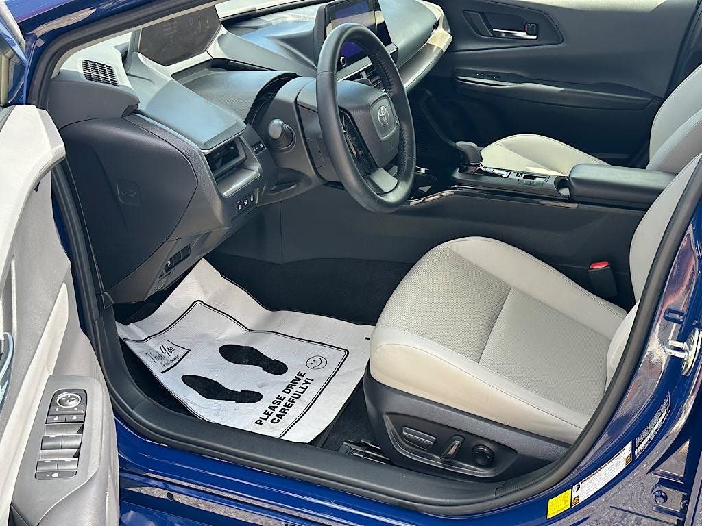 2023 Toyota Prius XLE
