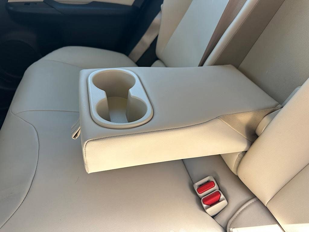2020 Toyota Prius XLE AWD-e