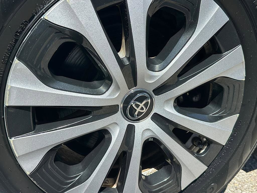 2020 Toyota Prius XLE AWD-e