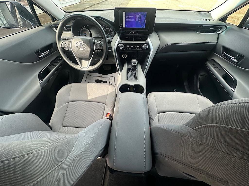 2024 Toyota Venza LE