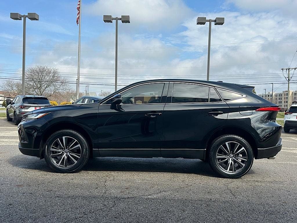 2024 Toyota Venza LE