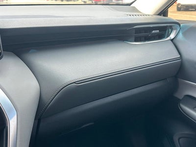 2024 Toyota Venza LE