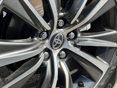 2024 Toyota Venza LE