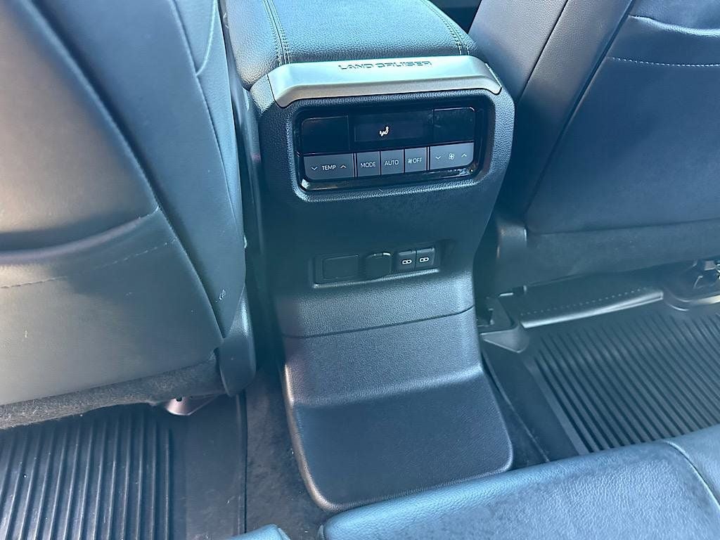 2025 Toyota Land Cruiser Base