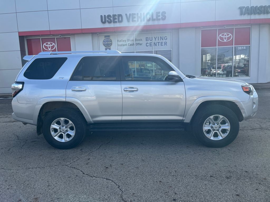 2016 Toyota 4Runner SR5
