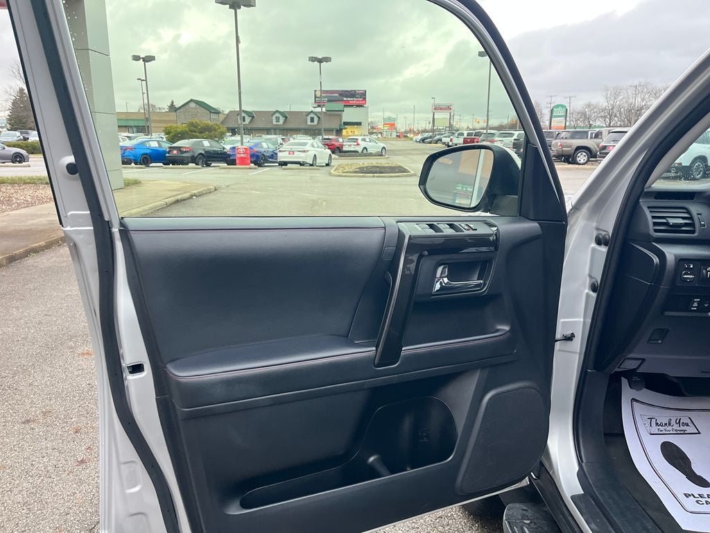 2024 Toyota 4Runner TRD Off-Road