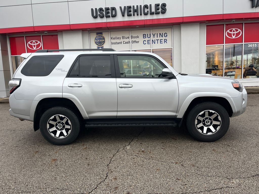 2024 Toyota 4Runner TRD Off-Road