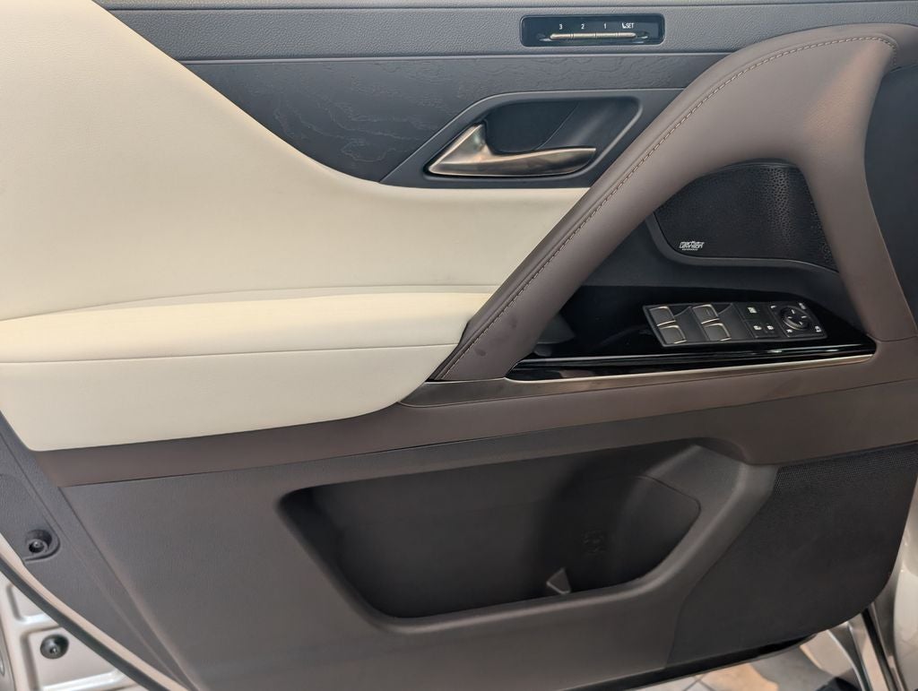 2024 Lexus LX 600 Luxury