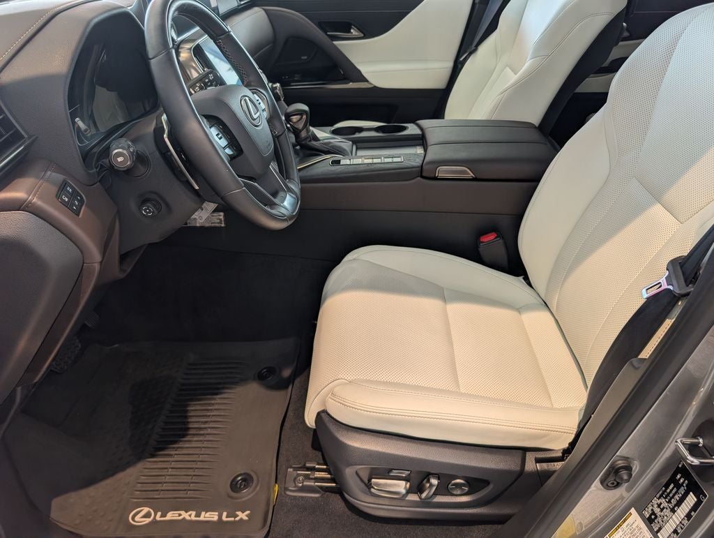 2024 Lexus LX 600 Luxury