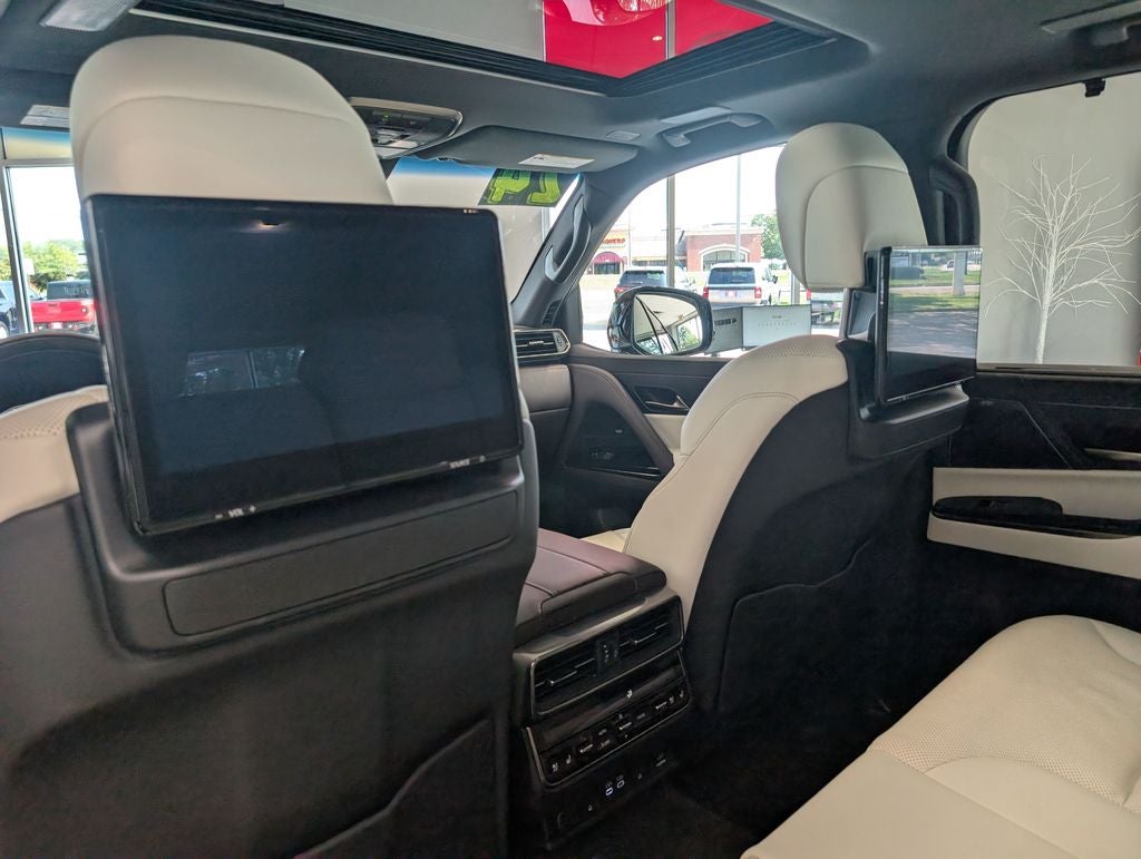 2024 Lexus LX 600 Luxury