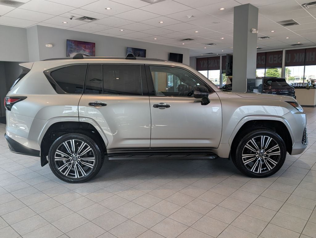 2024 Lexus LX 600 Luxury