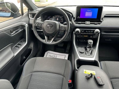 2025 Toyota RAV4 Hybrid SE